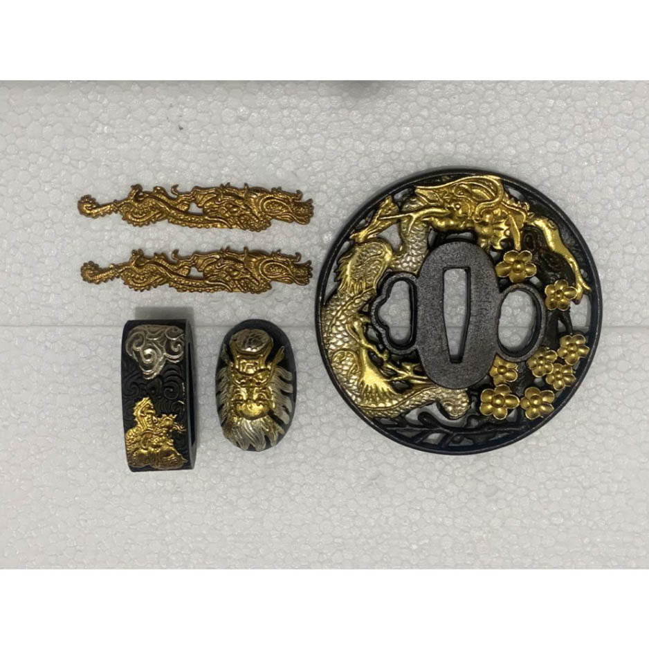 Tsuba 81