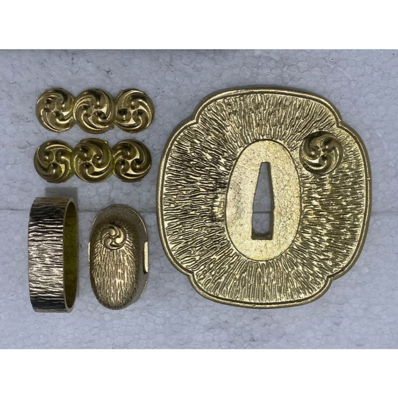 Tsuba 32