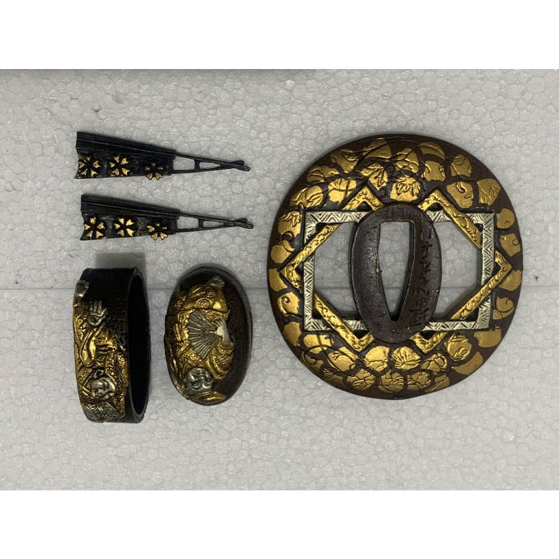 Tsuba 35