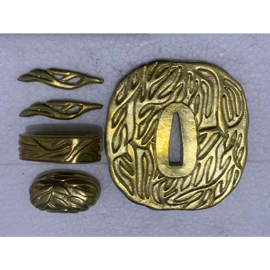 Tsuba 48