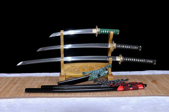    Katana-Tanto-Wakizashi-Tonbo-Acier-Damas