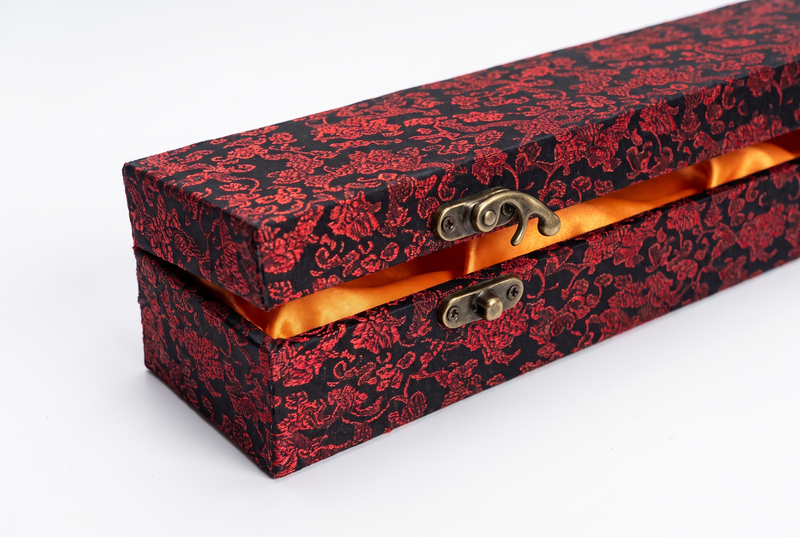 Delivery with premium Japanese brocade box