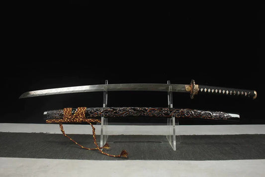 Katana-Roi-de-la-Guerre-Acier-Damas